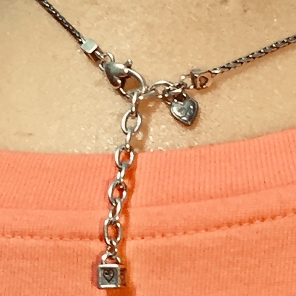 Adorable Brighton necklace with square metal beads - Picture 3 of 4